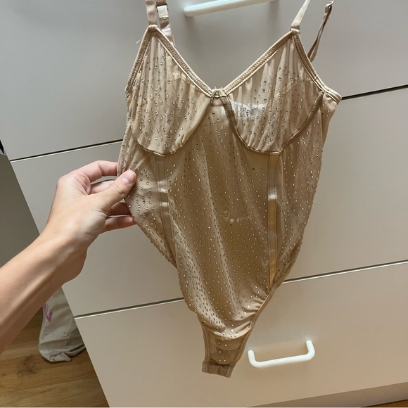 TIGER MIST NUDE SPARKLY BODYSUIT - Picture 2 of 3